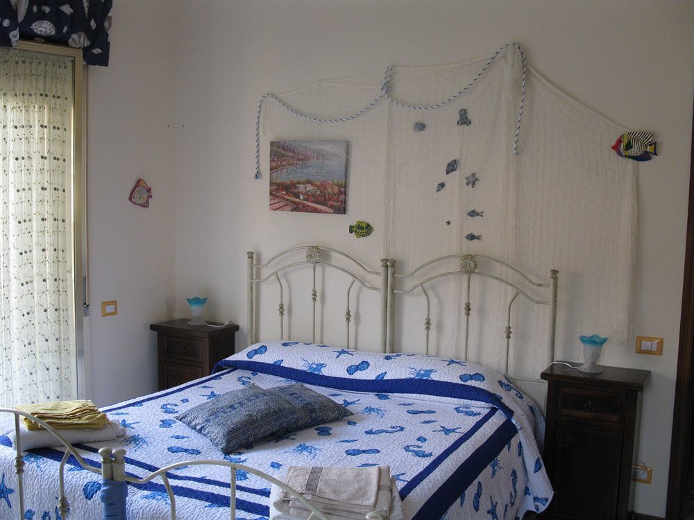 Bed and Breakfast A Casa Di Marco à Catane Extérieur photo